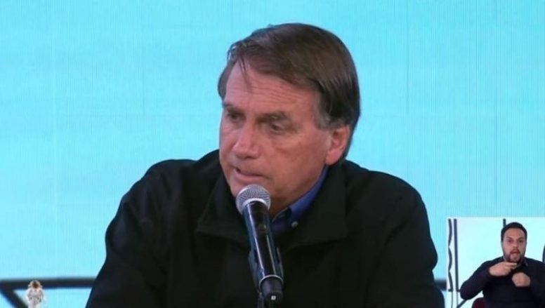 TV Informe Bolsonaro diz que qualquer candidato está liberado para