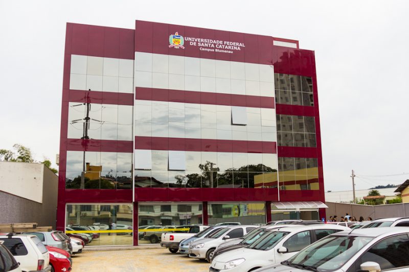 Engenharia de Controle e Automação – UFSC Blumenau